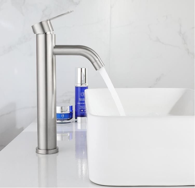 Krom Mat Siyah Altın Sn Finish Sıcak ve Soğuk Tek Kulplu Lavabo Bataryası